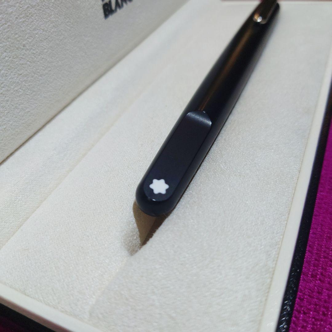 モンブラン M ローラーボール（ULTRA BLACK ver 2018）