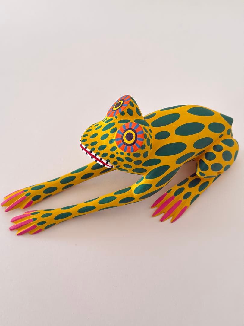 メキシコ　木彫り　カエル　オアハカン ウッド カーヴィング