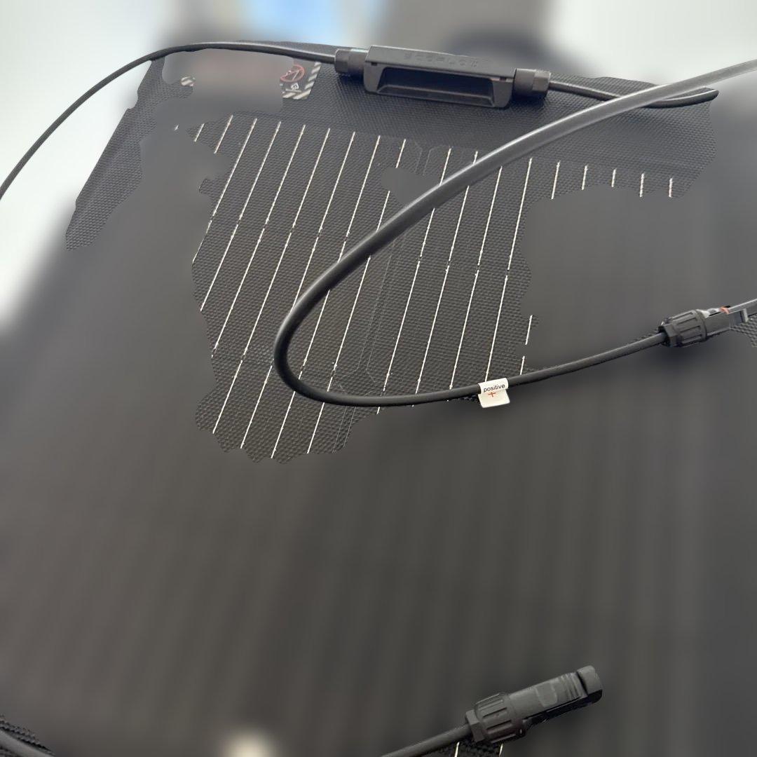 ほぼ新品 美品 ECOFLOW ソーラーパネル本体 EF-Flex-110c