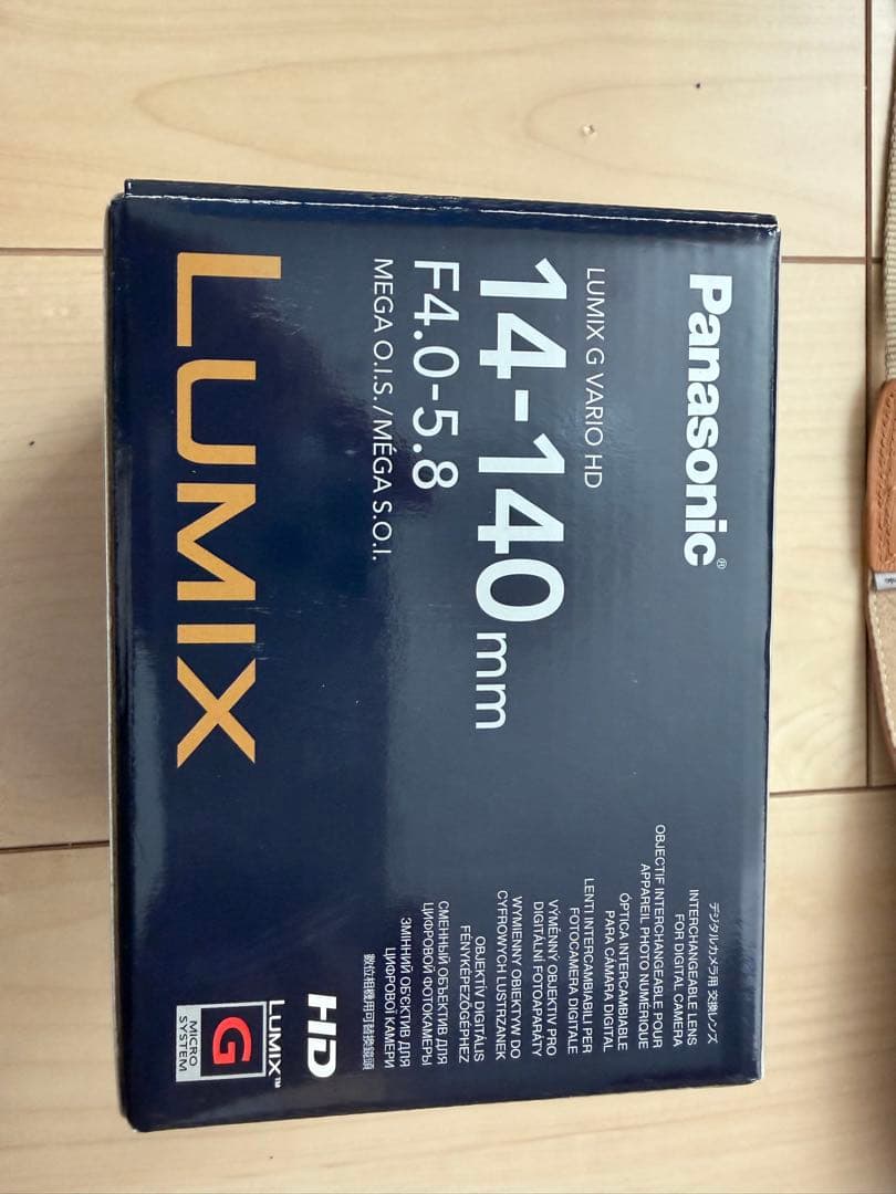 Panasonic GF1 ミラーレスカメラ 14-140mmレンズ