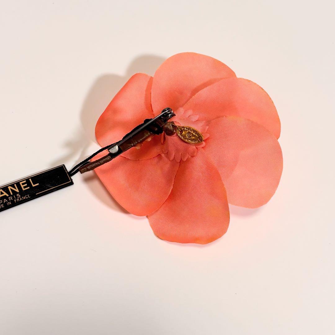 希少 シャネル カメリア ブローチ フラワー ロゴ コサージュ 花型