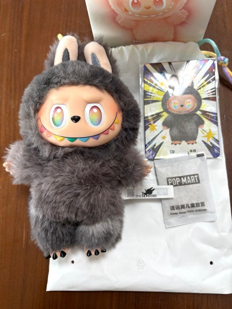 THE MONSTERS エナジー　ID シークレット　ラブブ　LABUBU