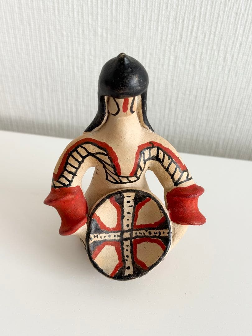 ブラジル カラジャ族 民芸品 陶器製 郷土玩具 人形