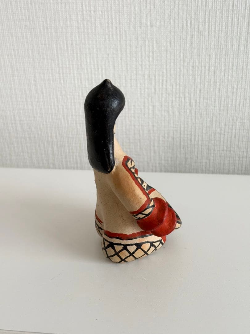 ブラジル カラジャ族 民芸品 陶器製 郷土玩具 人形