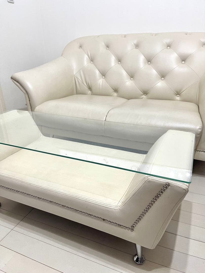 オフホワイトレザー ソファー