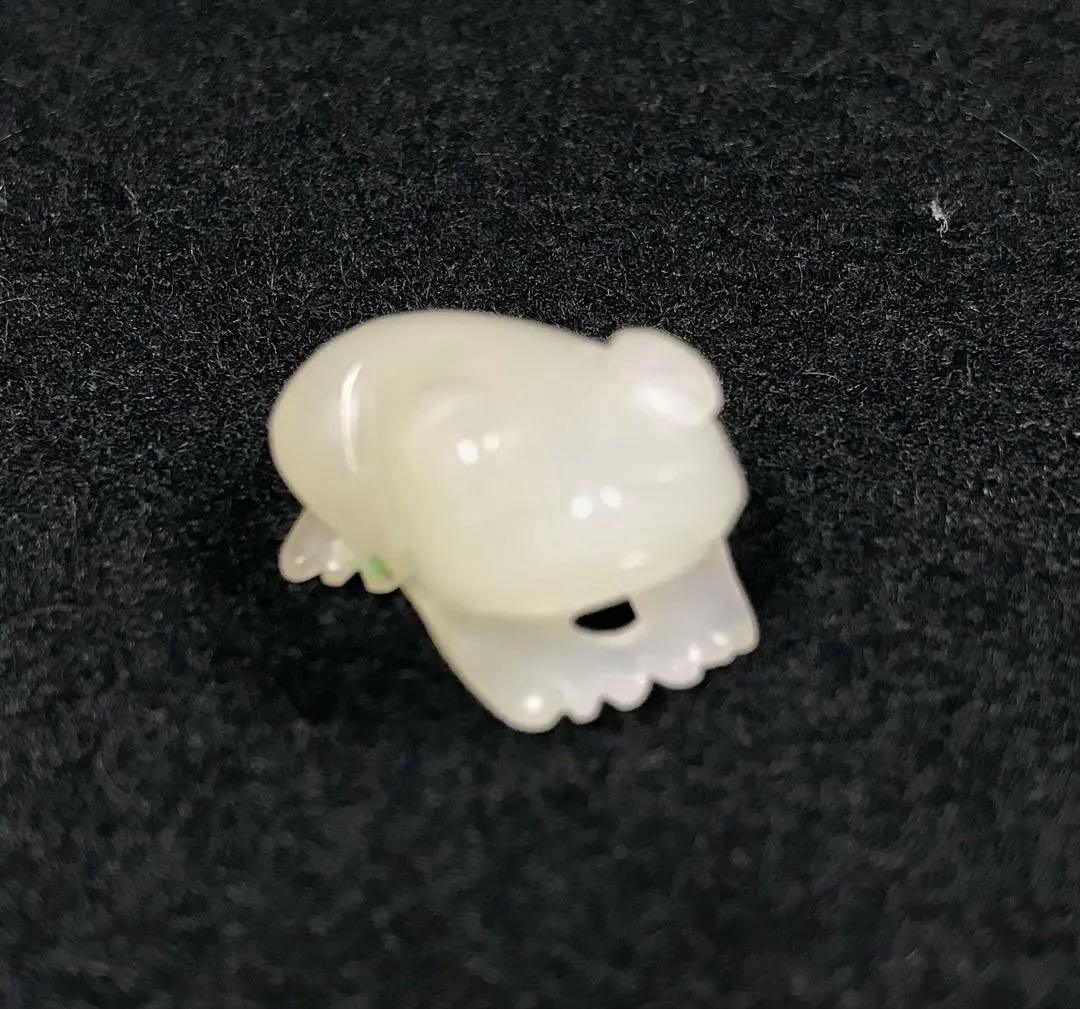 玉飾り物　 4点セット　鏤空彫刻 時代物 細密雕刻 極細工 根付 賞物　美術品