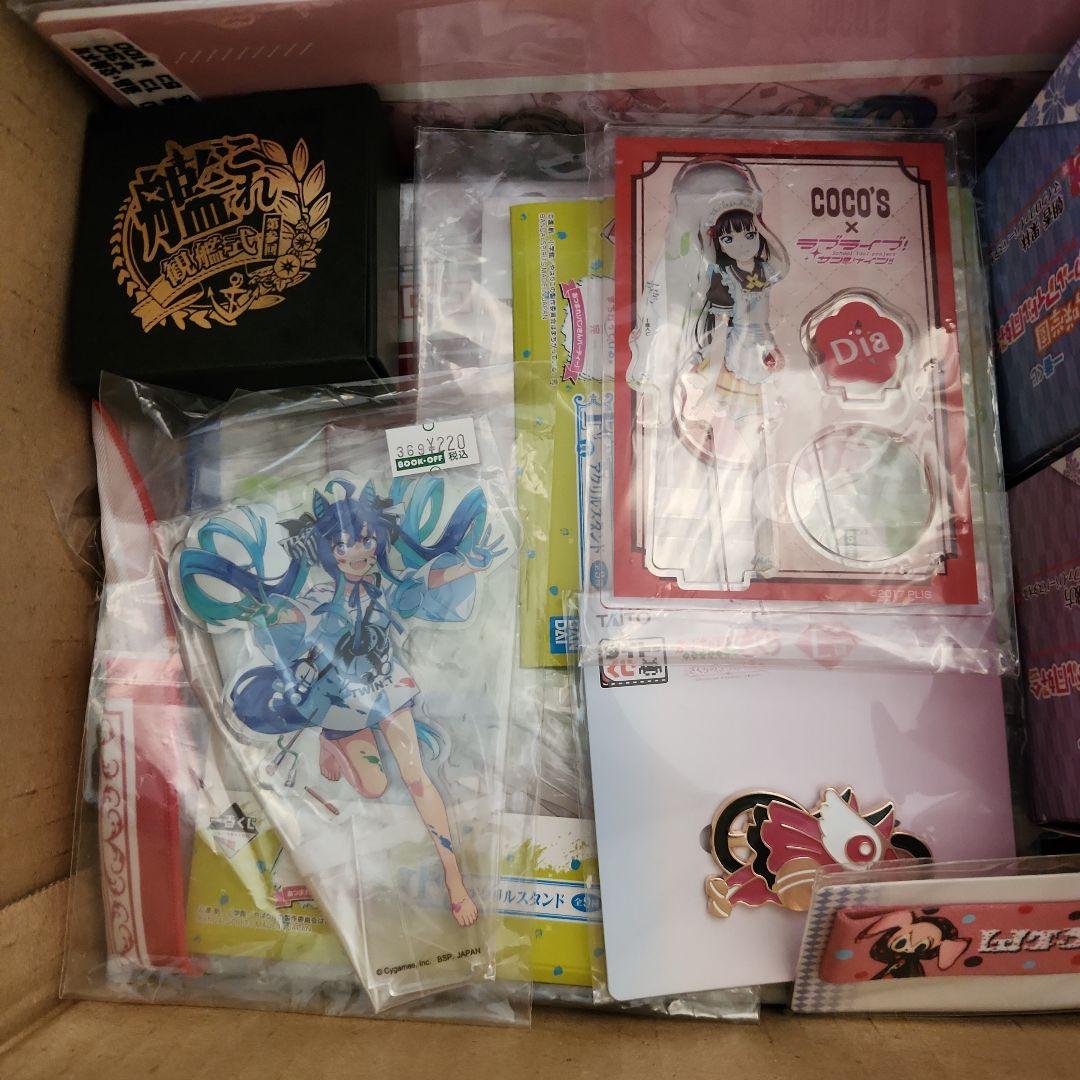 ノンジャンル　アニメグッズ　まとめ売り　270個程度