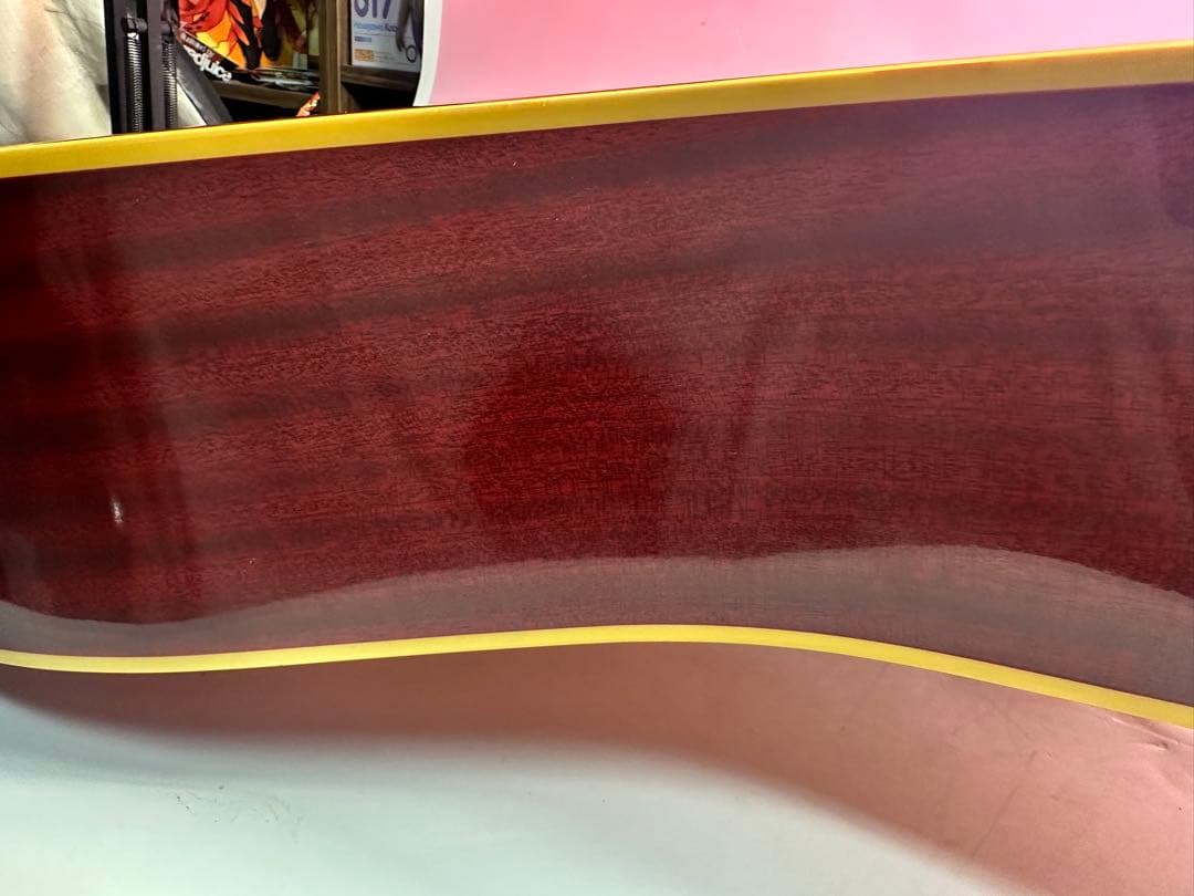 すずめの涙 希少Epiphone Hummingbird Aged