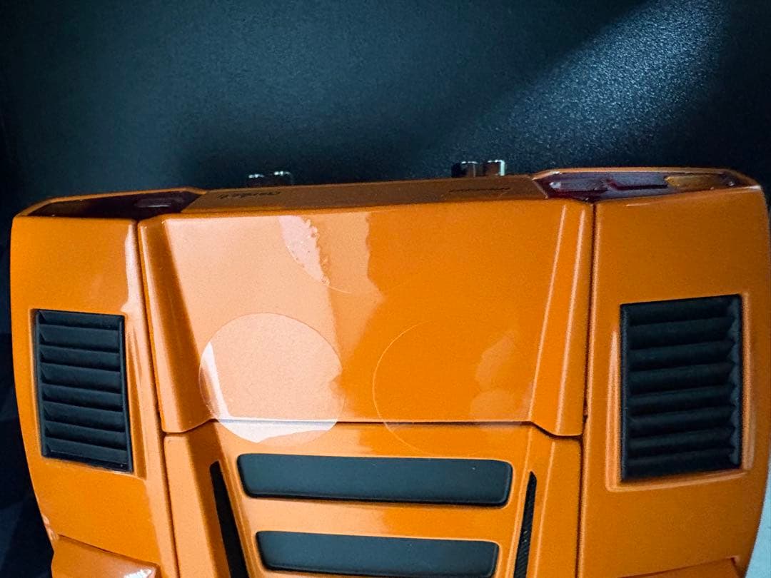 ☆未使用　ランボルギーニ　カウンタック　LP400 1/18 オレンジ　京商