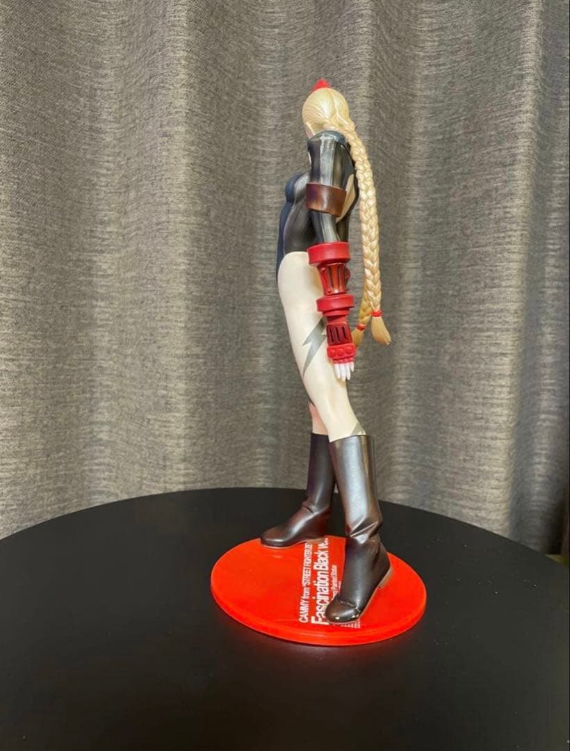 キャミィ フィギュア　ストリートファイター