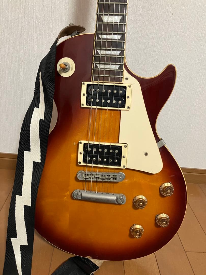 【〜3/9まで値下げ中】Burny サンバースト レスポール エレキギター