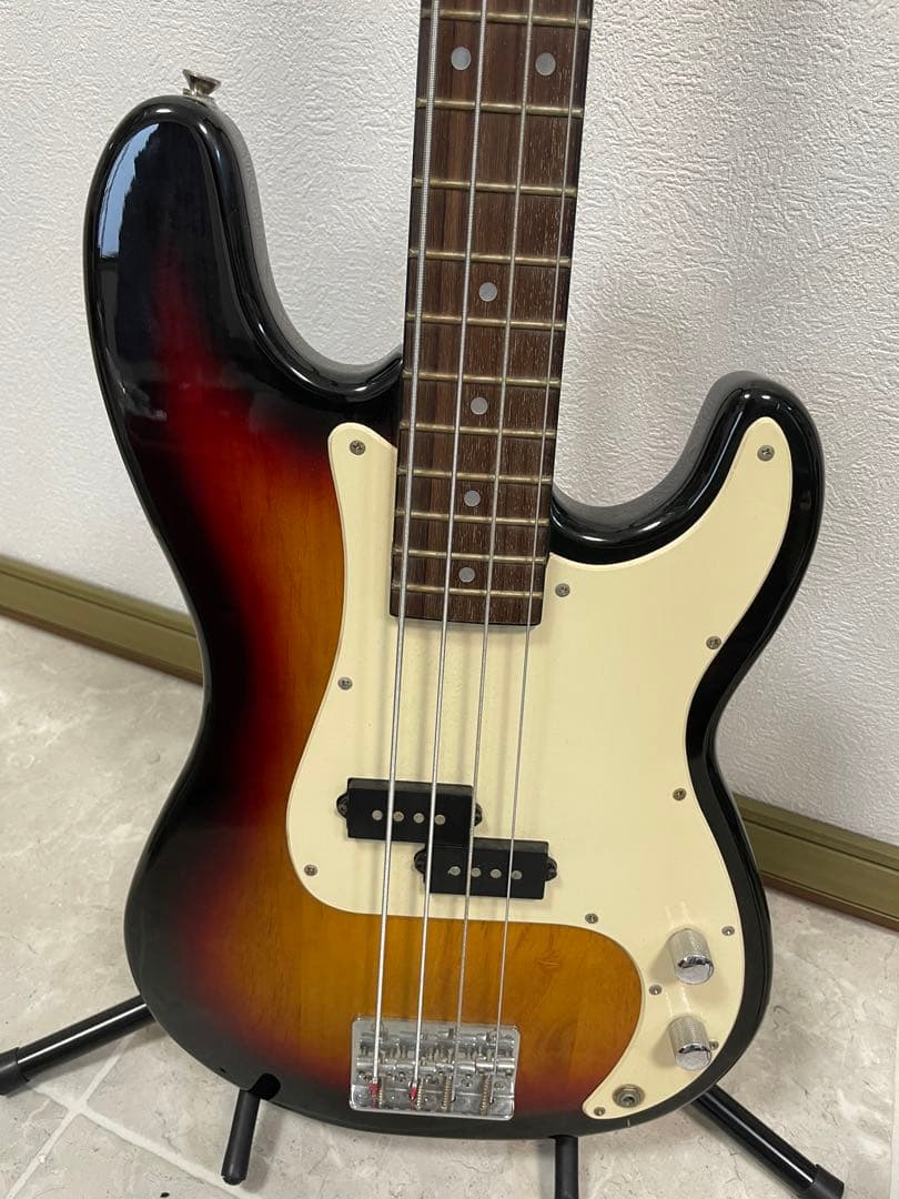 エレキベース サンバースト シングルコイル