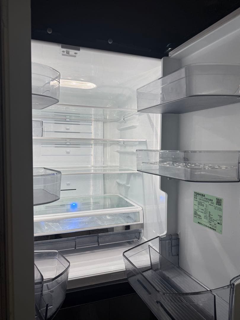 多摩市引き取り希望東芝大型冷蔵庫551l 2019年GR-R550FZ (XK)