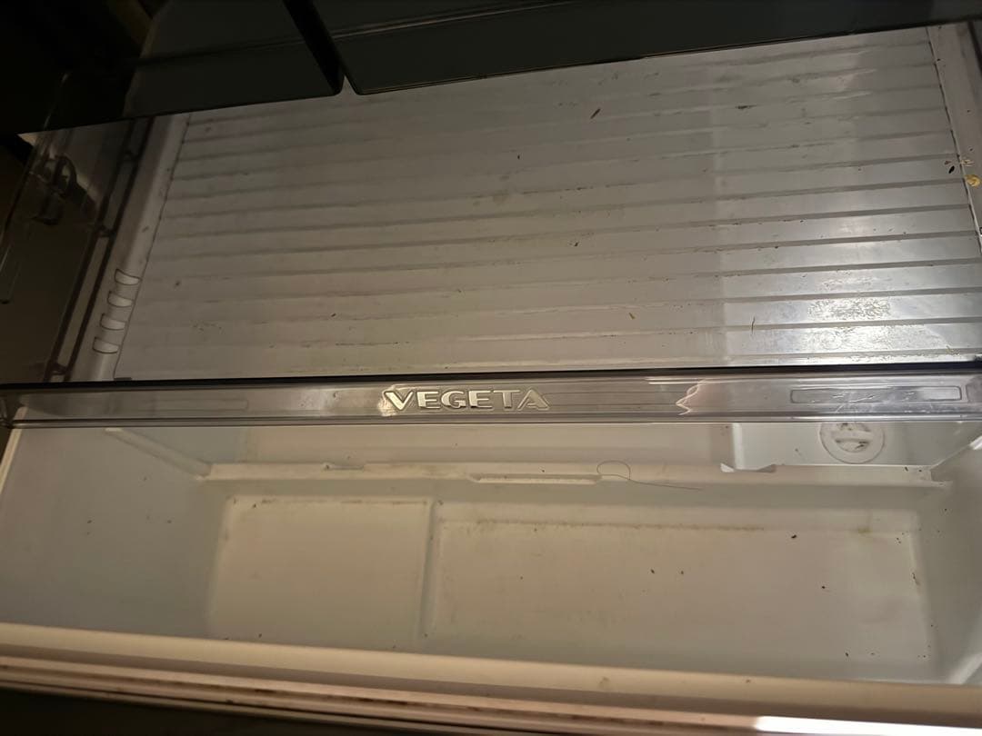 多摩市引き取り希望東芝大型冷蔵庫551l 2019年GR-R550FZ (XK)