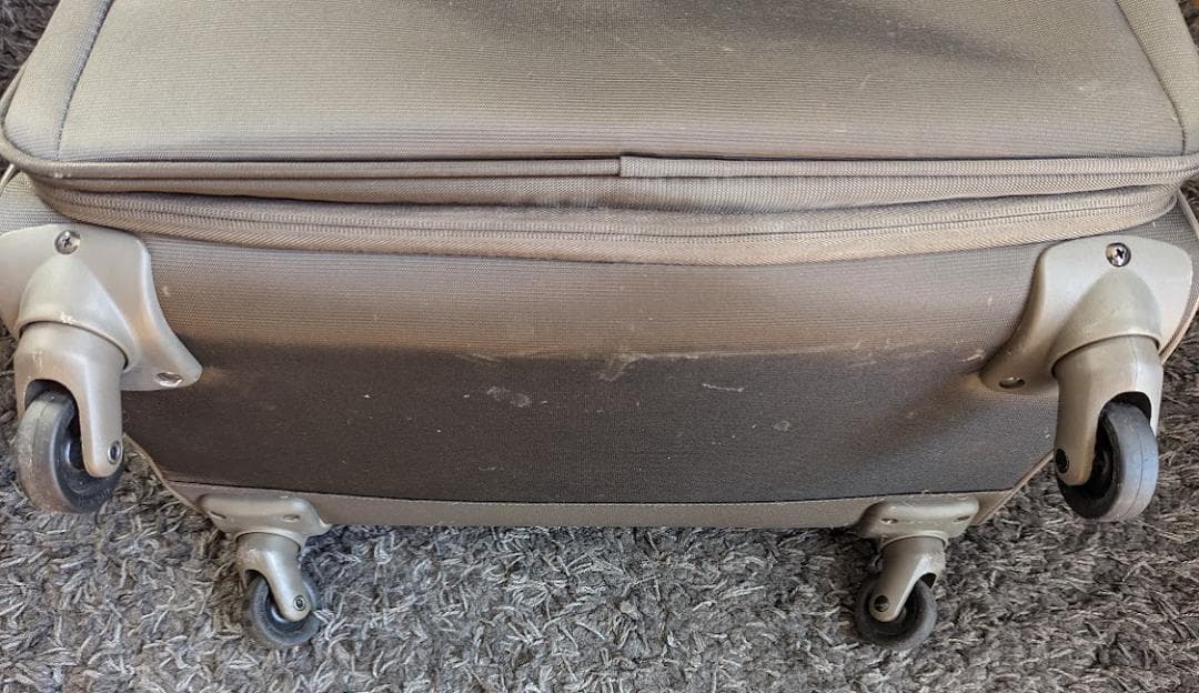 Antler アントラー キャリーバッグ スーツケース 100リットル相当 軽量