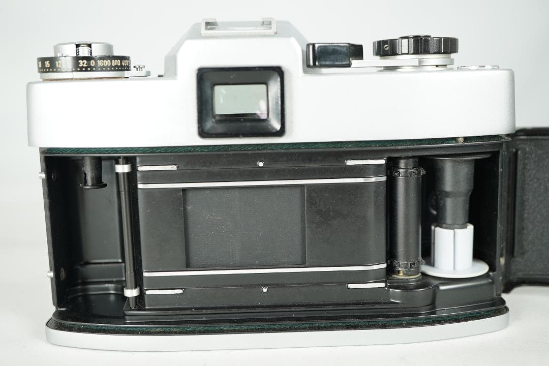 ライカ LEICAFLEX SL １眼レフフィルムカメラ　ボディ ジャンク