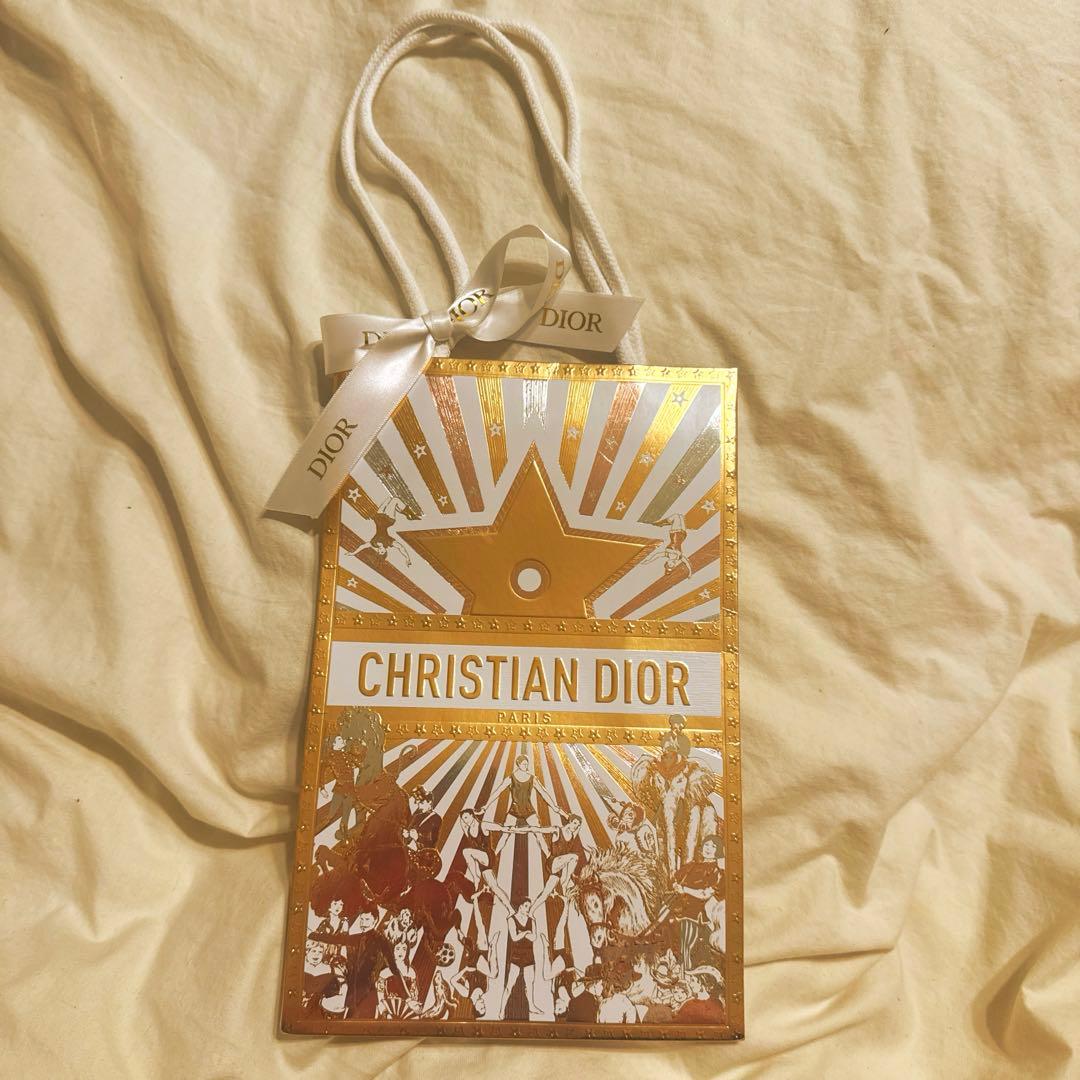 新品Diorメイクパレットクチュールマルチユースパレットクリスマスコフレ2025