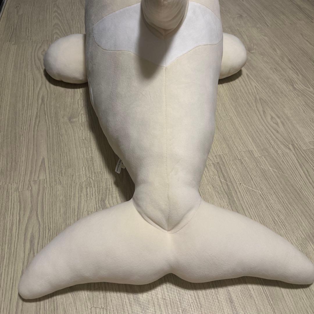 美品　名古屋港水族館シロイルカ　ベルーガぬいぐるみ特賞95センチ