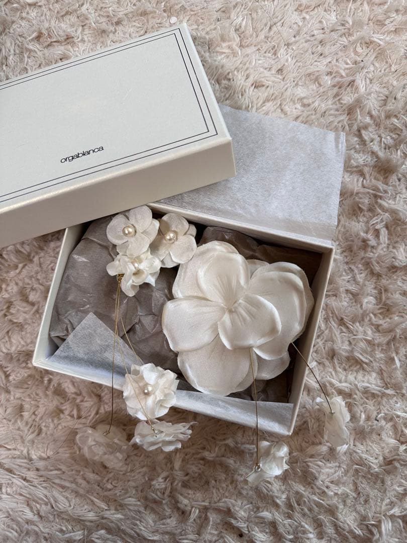 オルガブランカorgablanca ホワイト花モチーフアクセサリー