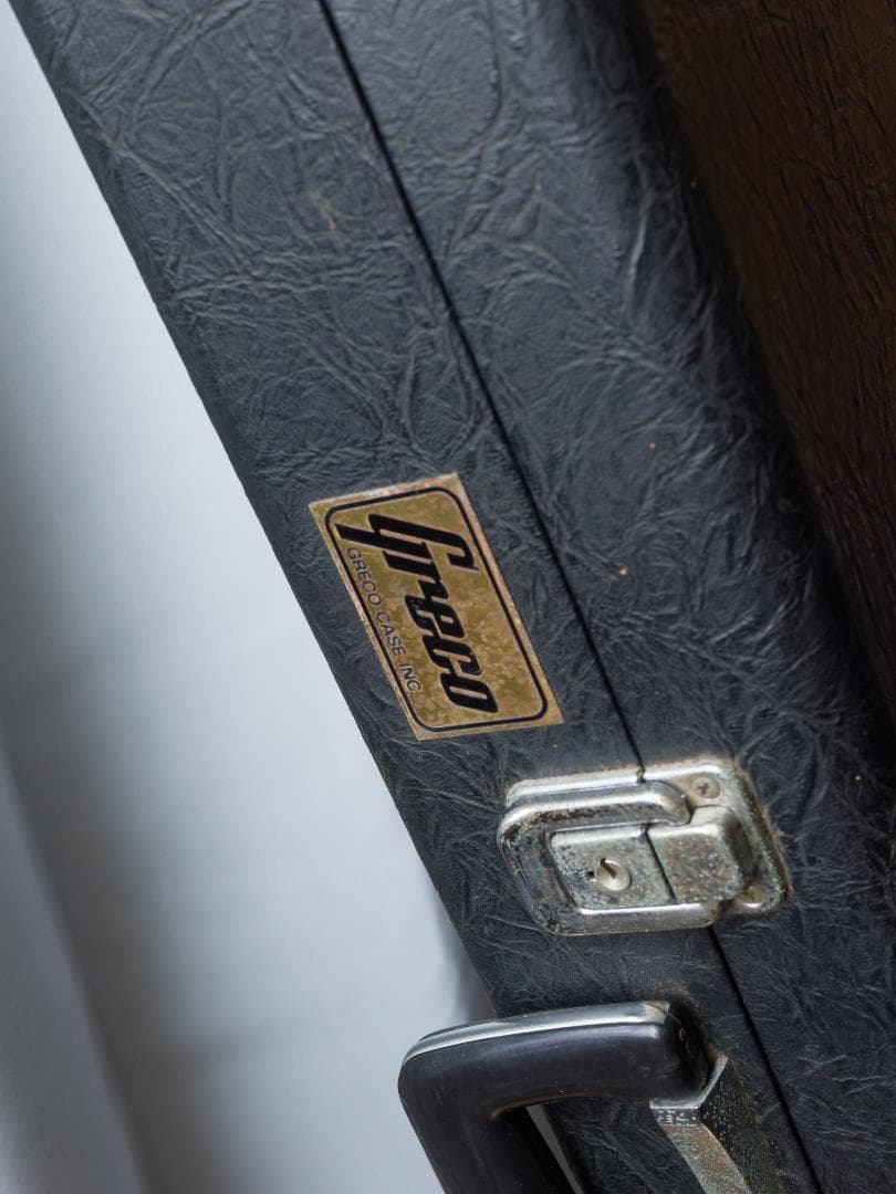 フェルナンデス ストラトキャスターモデル 石ロゴ期　セイモアピックアップ搭載