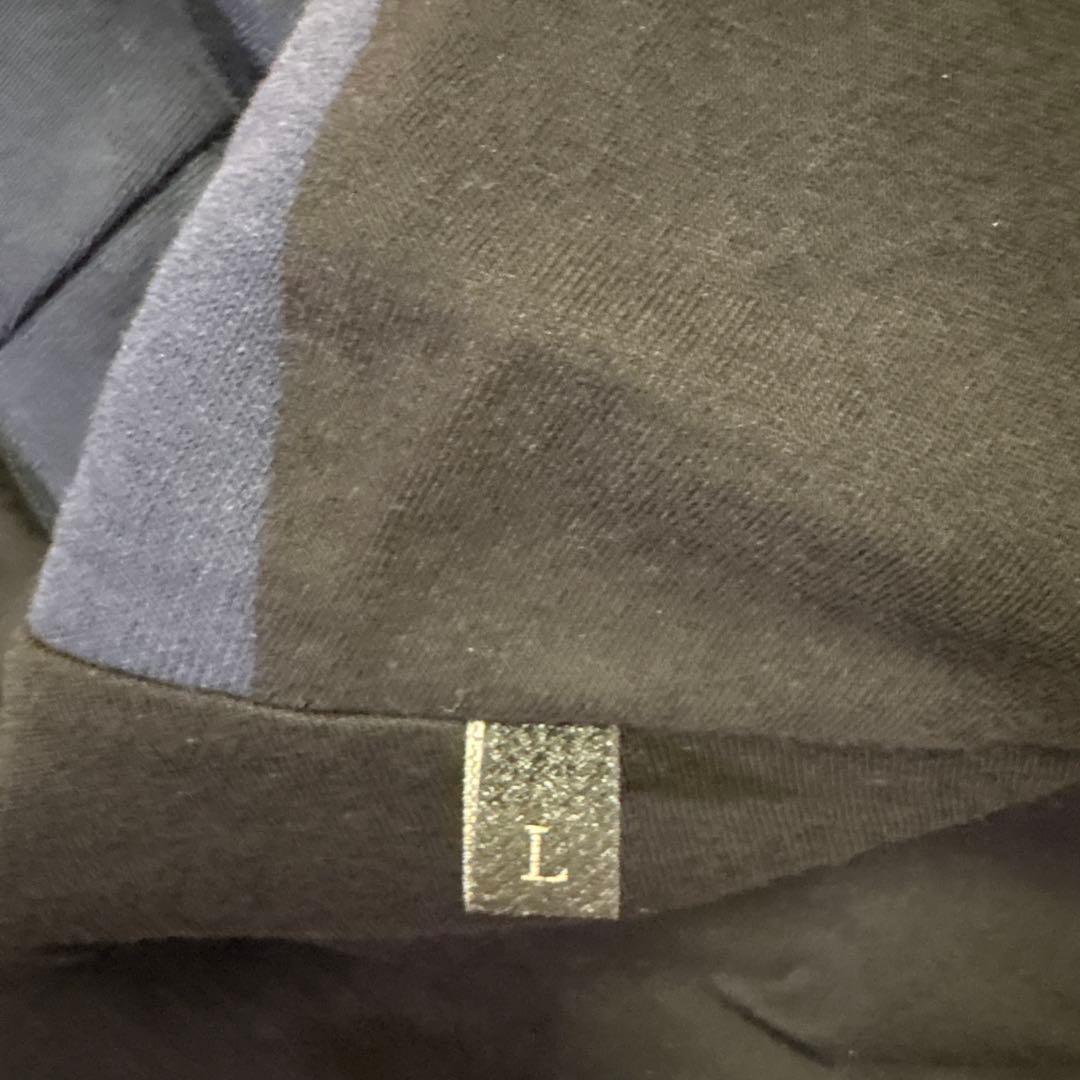 DIESELネイビー フード付き レザー袖 パーカー