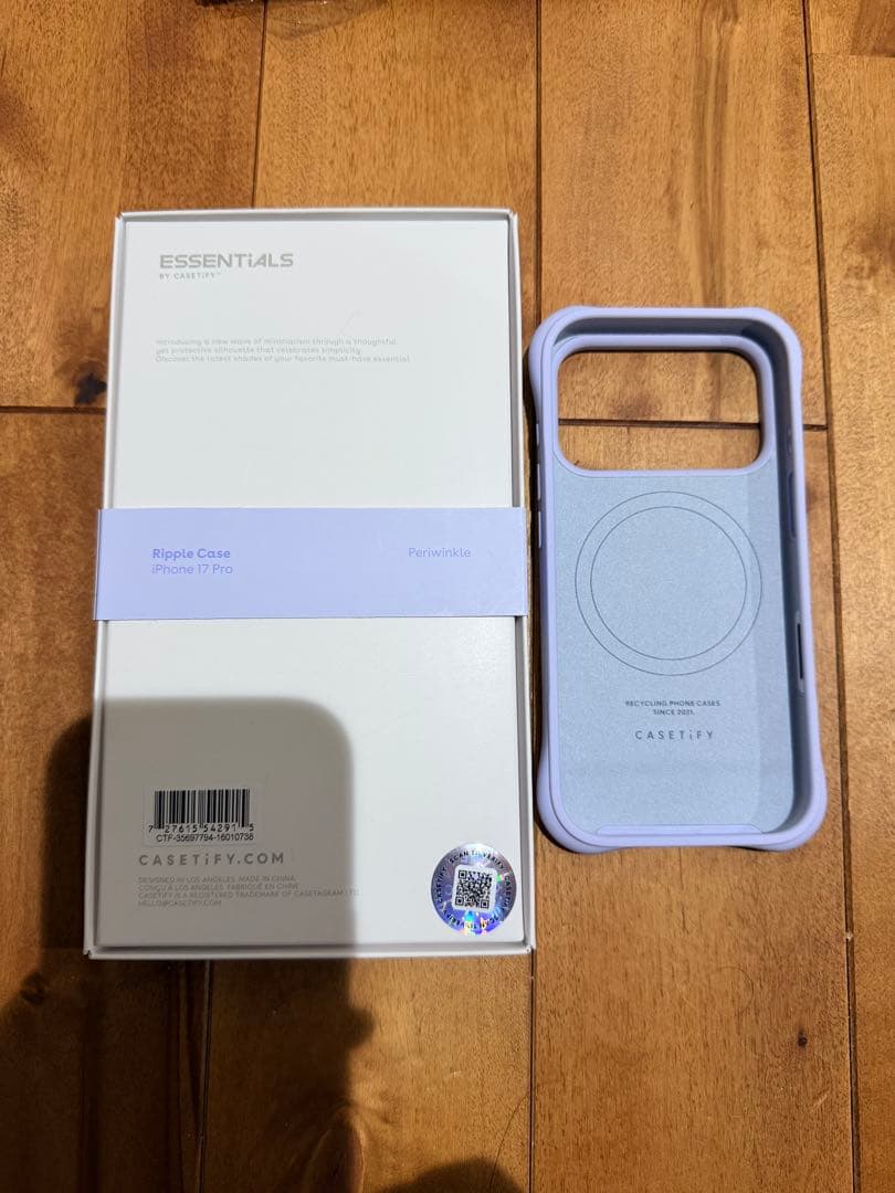 CASETiFY iPhone17Pro ウェーブシリコン ニチニチソウ