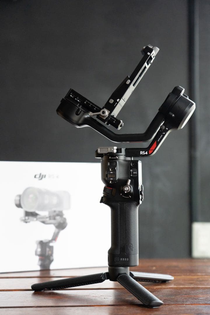 使用感ほぼゼロ　DJI RS4 未使用備品多数