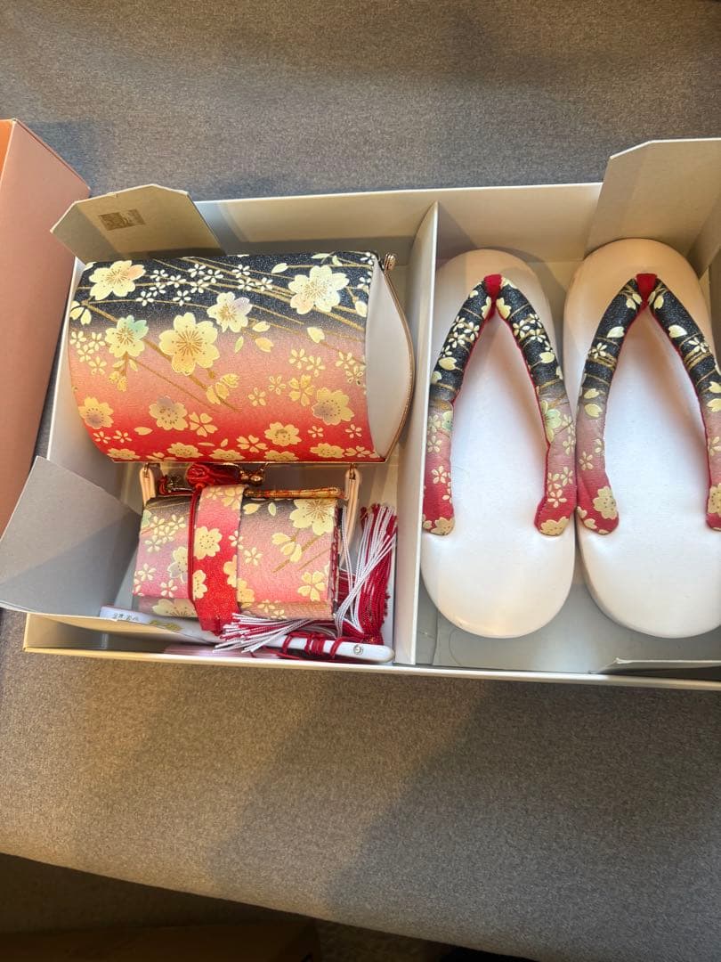 【美品　総絞り】7歳向け・正絹・総絞りのお着物セット　七五三　クリーニング済