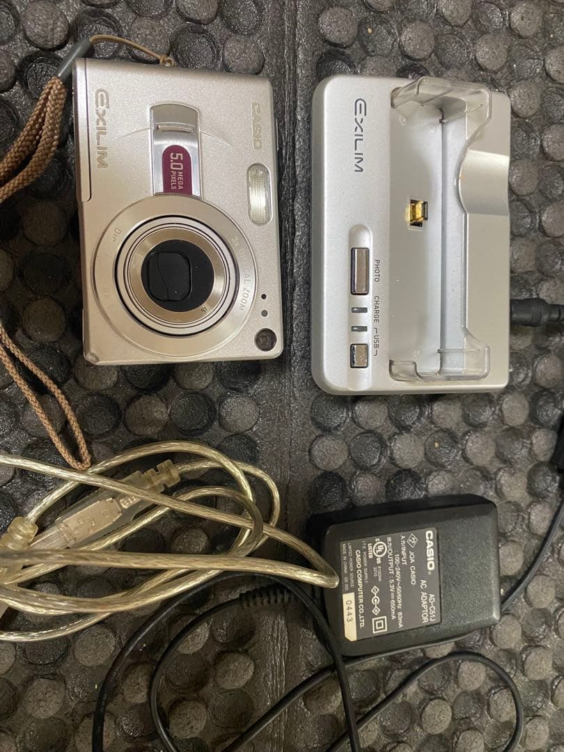 【美品】CASIO EXILIM EX-Z50 デジタルカメラ