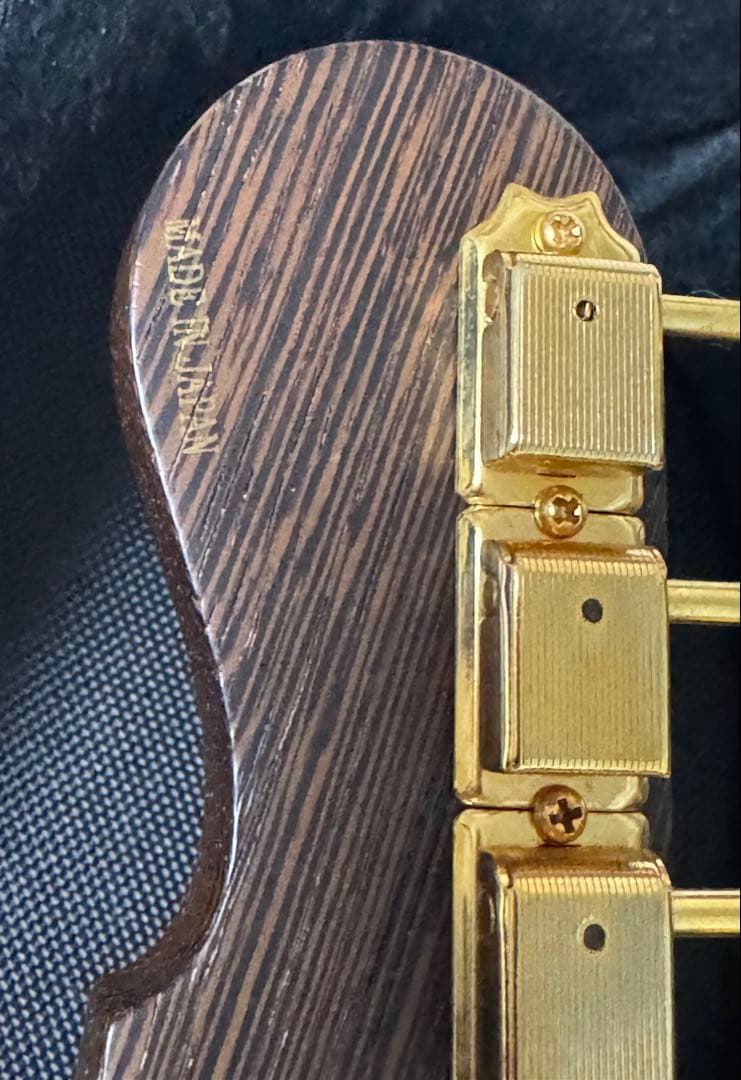 momose モモセMC-SE MF'18/MG BK-B世界限定3本 ストラト