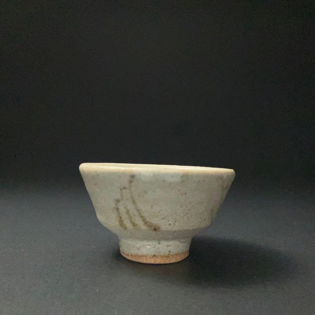 【ぐい呑・盃】　濱田篤哉作 花文様　民藝　ぐい呑み　共箱　R1207ダU3