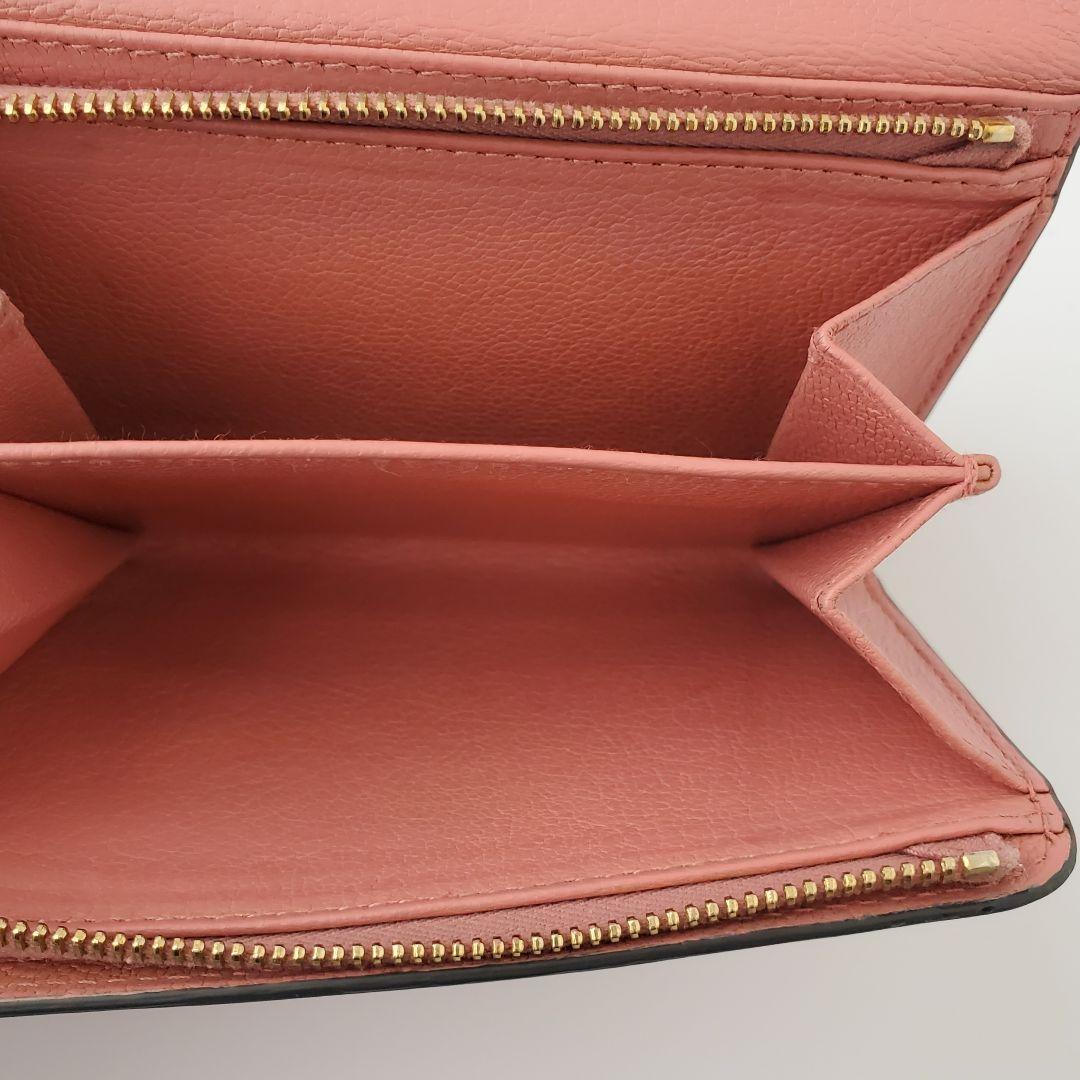 miu miu　3つ折り財布　マドラス　レザー　ミュウミュウ　ピンク