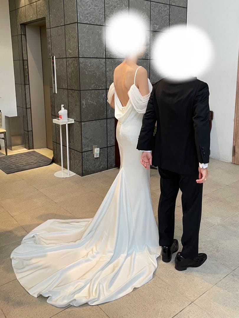 【週末セール！！】オフショルダー ウェディングドレス