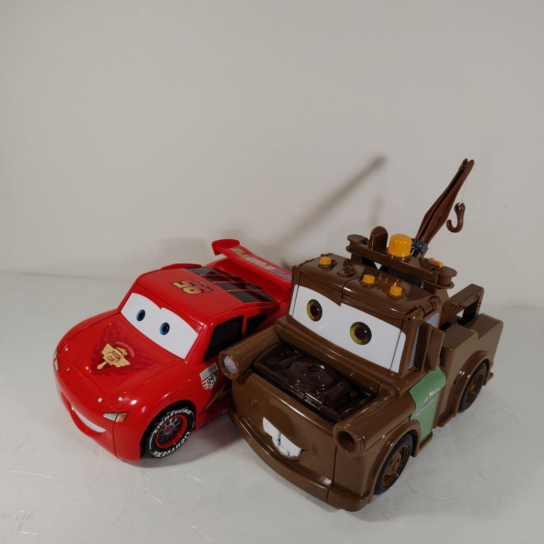 【とむ】トミカ　コースに変身！マックイーン＆基地に変身！メーター