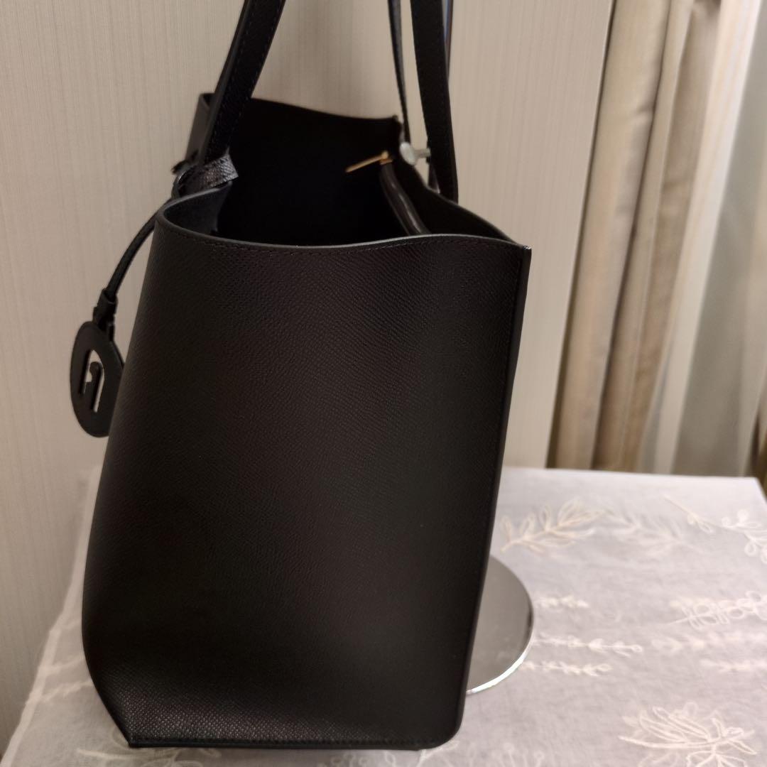 新品未使用✴︎ FURLAトートバッグ