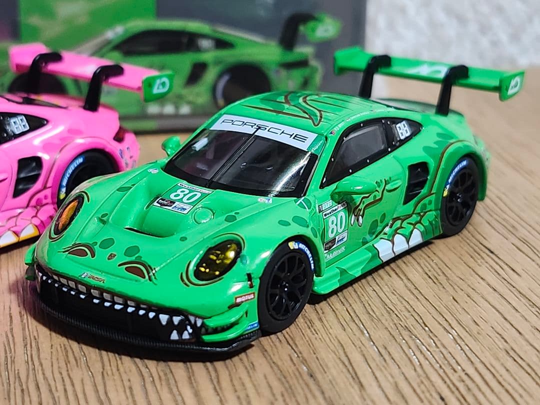 MINIGT PORSCHE　911 GT3 R ２台セット　希少！