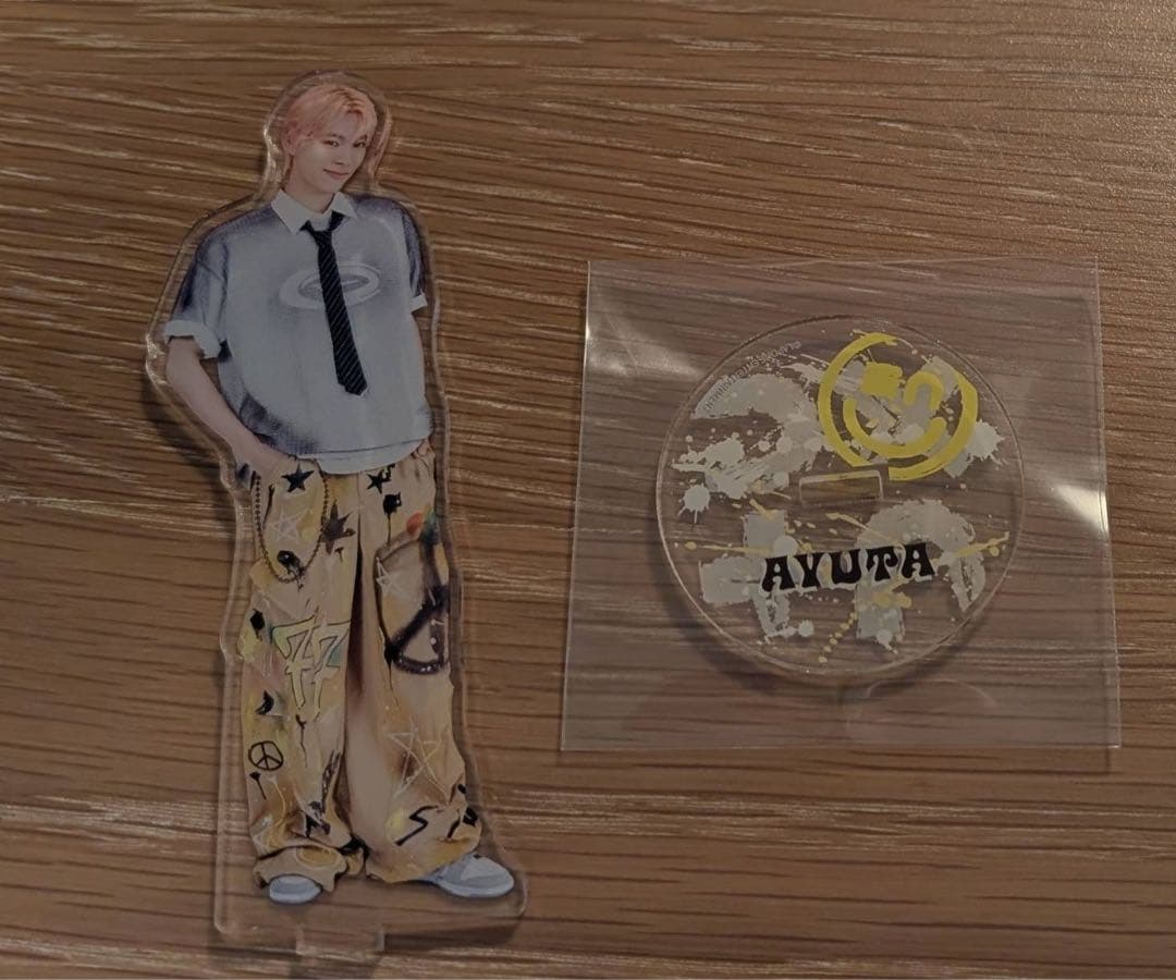 DXTEEN福田歩汰　アクスタ、うちわ等グッズ