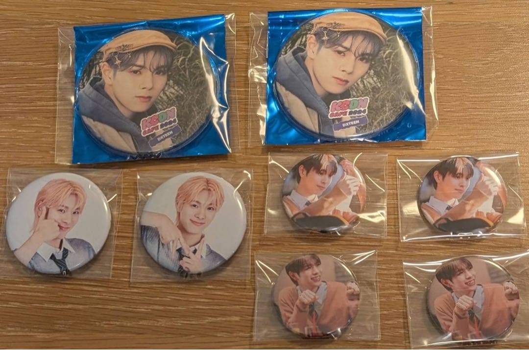 DXTEEN福田歩汰　アクスタ、うちわ等グッズ