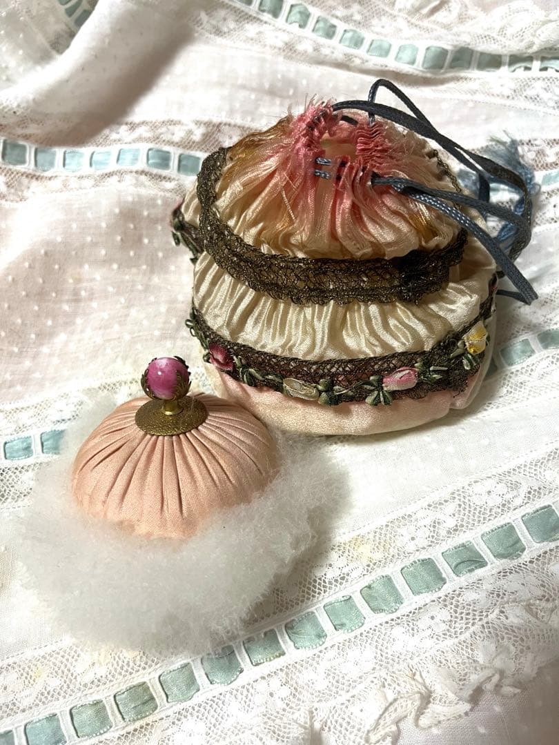 アンティーク　シルク　ミラー付き　パース　小物入れ