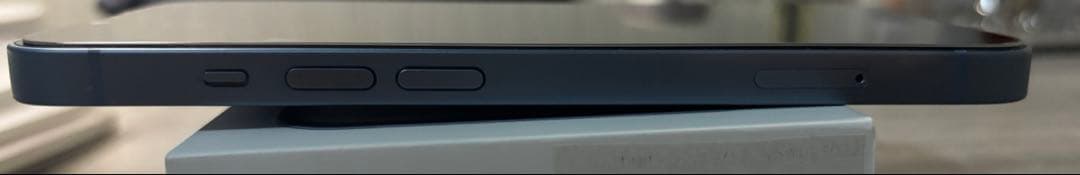 t*t様 Apple iPhone 14 青 本体