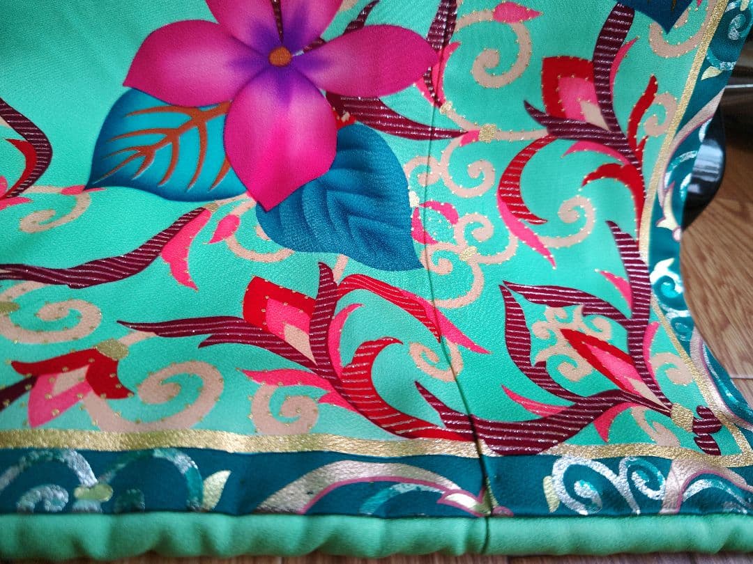 婚礼 花嫁用 大振袖 引き振袖　黄緑色系　結婚式