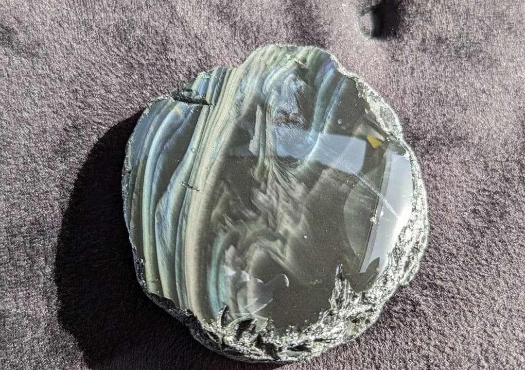 【研磨品】十勝石玲瓏　北海道産レインボーオブシディアン