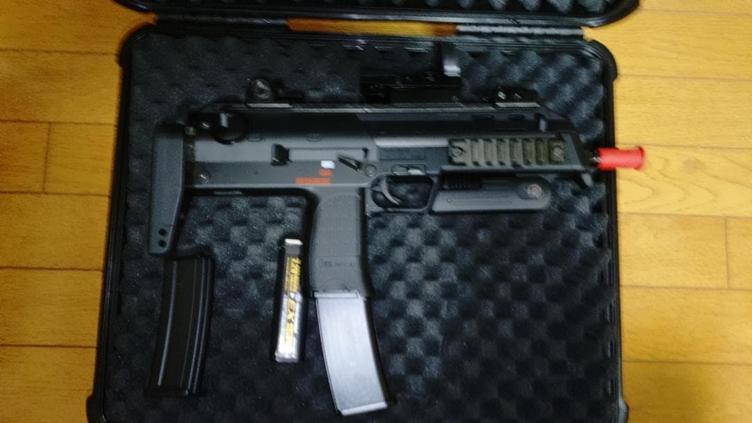 東京マルイ 電動コンパクトマシンガン MP7A1 フルセット