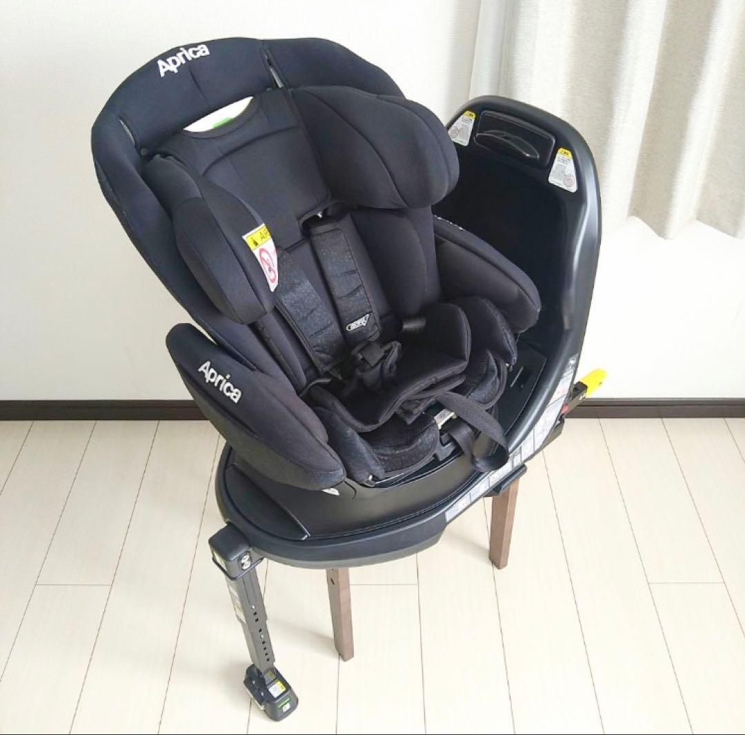 『極美品』アップリカ　チャイルドシート ディアターンプラスisofix