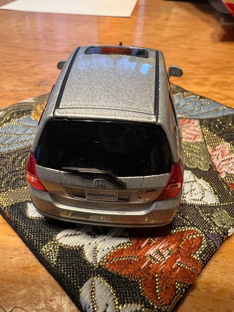 ミニカーホンダ初代フィットGD1(2001)