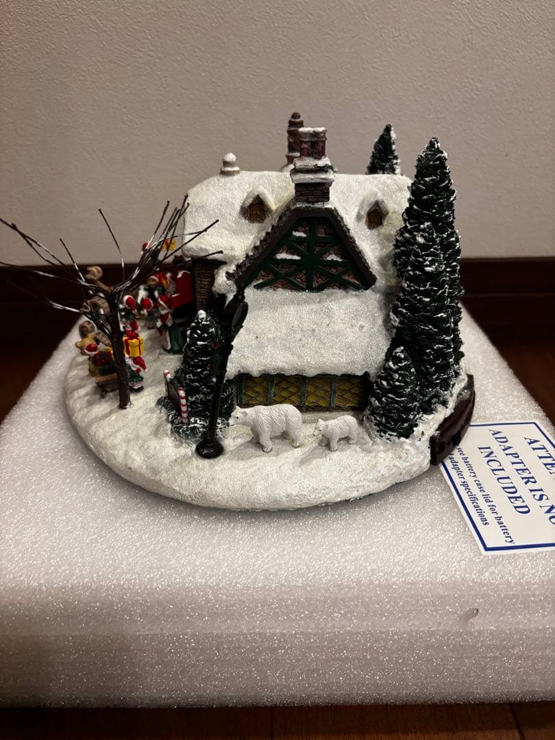 トーマスキンケイドスタジオ　キャンディ通りサンタ　オルゴール