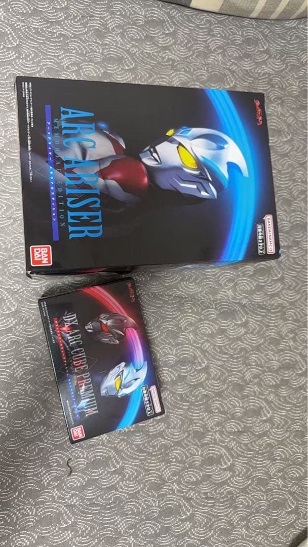 ウルトラマンアーク　アークアライザーME&DXアークキューブPremiumセット