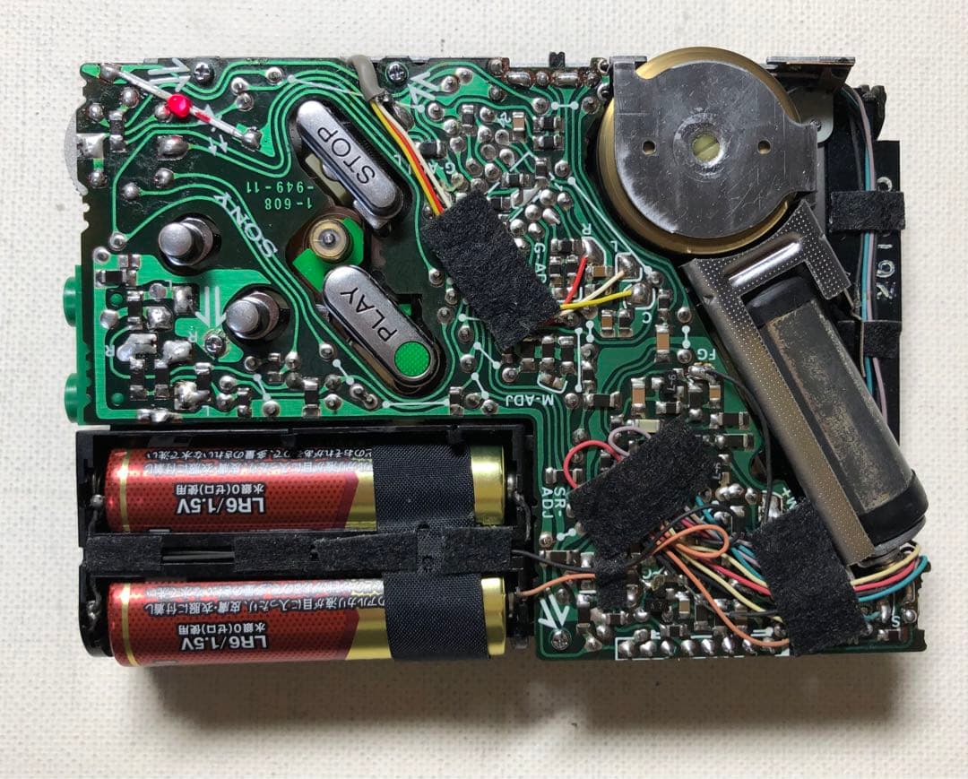 これ液漏復活？ワウフラ仕様通動くSONY WM-DDアナログガジェット、ブルーQ