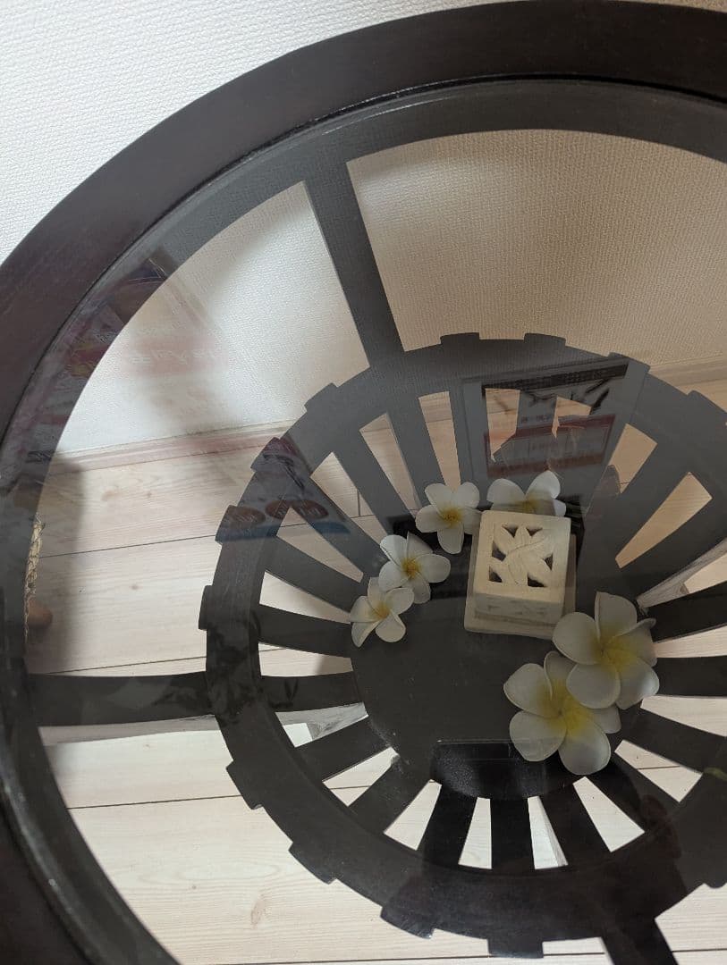 アジアン・バリ家具　木製ガラストップ円形テーブル