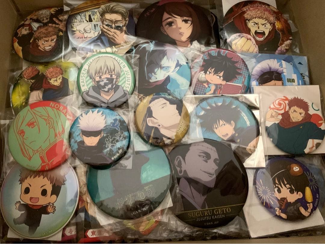 呪術廻戦　240個以上　大量まとめ売り　缶バッジ　アクスタなど